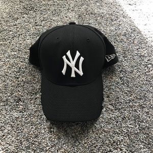 NY Yankees Fitted Cap